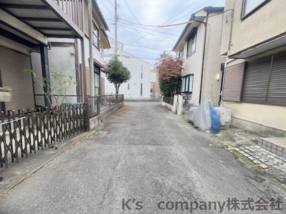 茅ヶ崎市東海岸4丁目　建築条件なし　売地の前面道路含む現地写真|交通量が少なく静かです◇