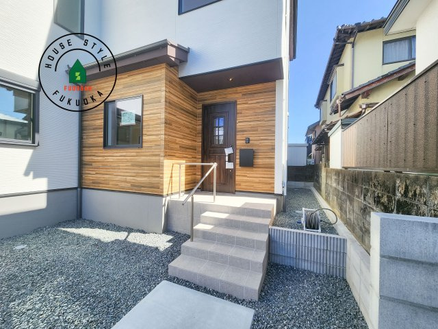 福岡市南区鶴田3丁目第4-1棟（1号棟）　の外観：施工例|おでかけの時も帰った時も、「我が家」を最初に感じでもらえる素敵な空間に。