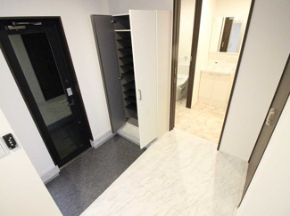 【玄関】 | ELLE＿Village　C棟