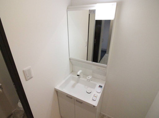【独立洗面台】 | ELLE＿Village　C棟