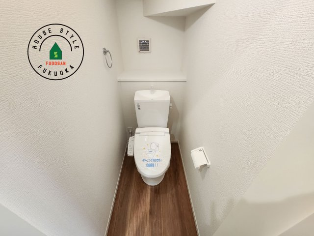 福岡市東区下原2丁目第3-1棟（1号棟）　のトイレ|温水洗浄便座を完備しております。2ヶ所にトイレがあるのは朝の慌ただしい時間も安心です。