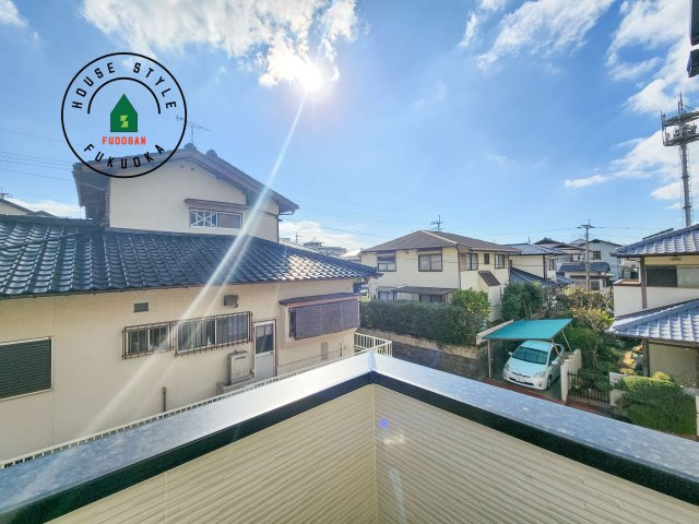 福岡市東区下原2丁目第3-1棟（1号棟）　の展望|窓から緑が見える物件も魅力的です。