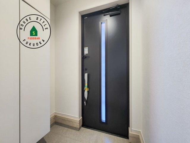 糟屋郡志免町片峰4丁目第4-2棟（1号棟）の防犯設備|二重ロックでしっかり防犯対策ができます。