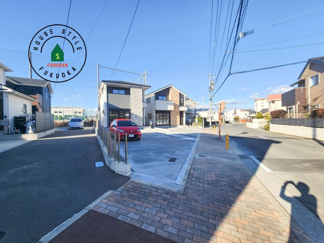 糟屋郡志免町片峰4丁目第4-2棟（1号棟）の前面道路含む現地写真|見学の時間などお気軽にお問い合わせ下さい。