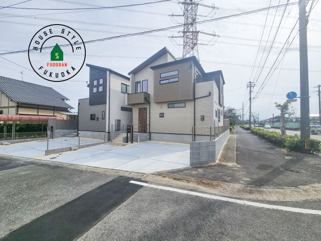 小郡市三国が丘4丁目第1-2棟（1号棟）の前面道路含む現地写真|見学の時間などお気軽にお問い合わせ下さい。