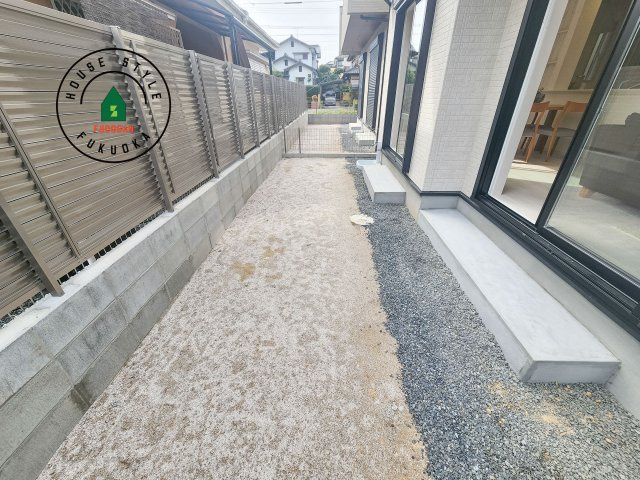 小郡市三国が丘4丁目第1-2棟（2号棟）の庭|お庭で自由な時間を過ごせます。