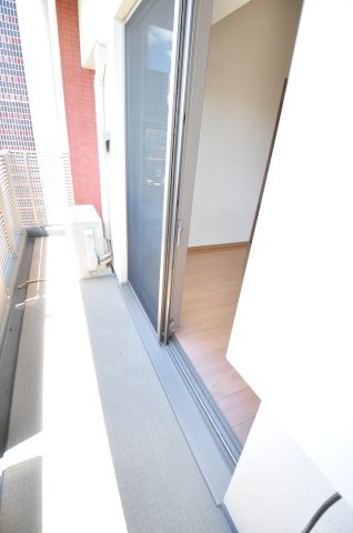 大阪市都島区内代町３丁目の賃貸マンションのバルコニー