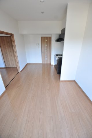 大阪市都島区内代町３丁目の賃貸マンションの洋室