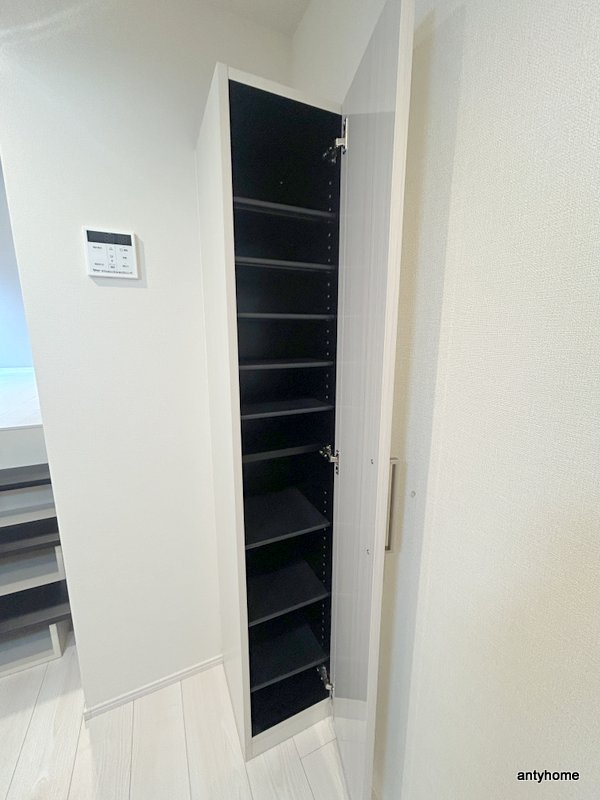 スカイフラット姫島　仲介手数料無料の収納