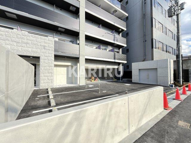 ファーストフィオーレ大阪城イーストの駐車場