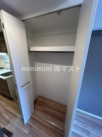 大阪市西区江之子島１丁目の賃貸マンションの収納