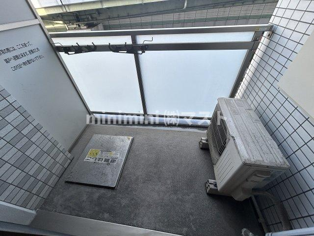 大阪市西区江之子島１丁目の賃貸マンションのバルコニー