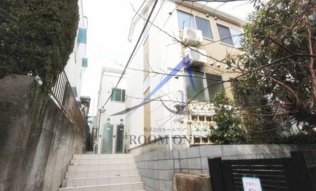 サークルハウス太子堂のエントランス|エントランスです。