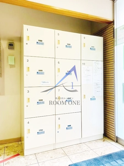 ポプラハウスのその他共用部分|宅配ボックスです。