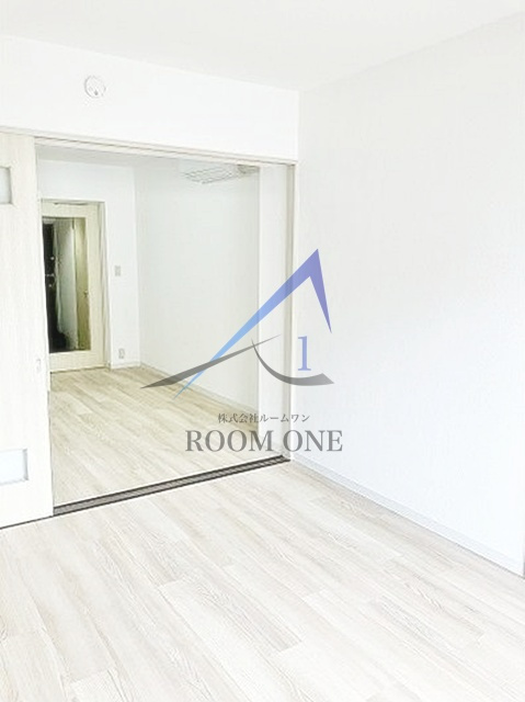 目黒ガーデンの居間・リビング|洋室のお部屋です。