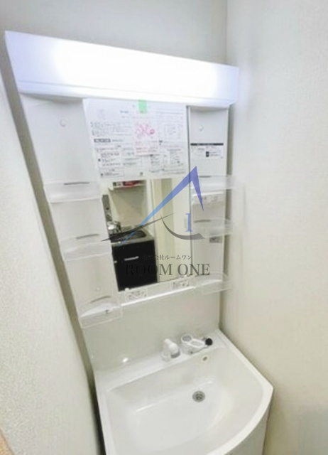 山王スカイマンションの洗面所|洗面台です。