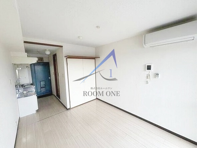 メゾン・ド・ブラン東海大学前ＡＢの居間・リビング|洋室のお部屋です。