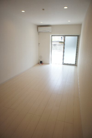 【内装】 | リブリ・リブラ | コンパクトで使いやすい洋室です