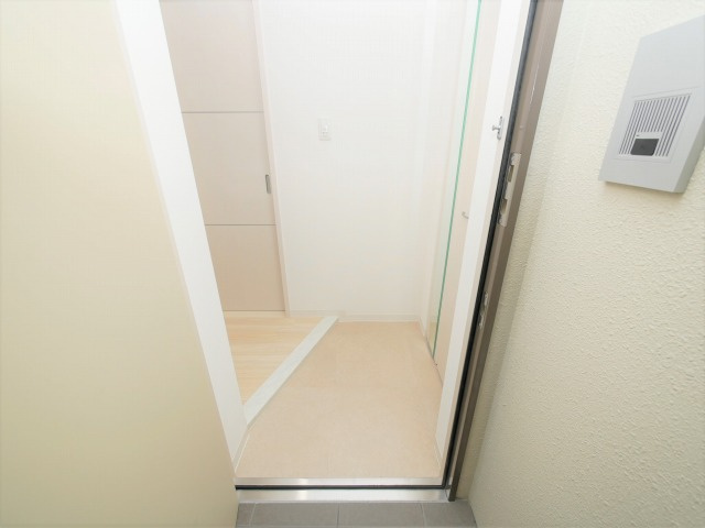 ベラ・ルーナ北梅田の玄関|ベラ・ルーナ北梅田　玄関