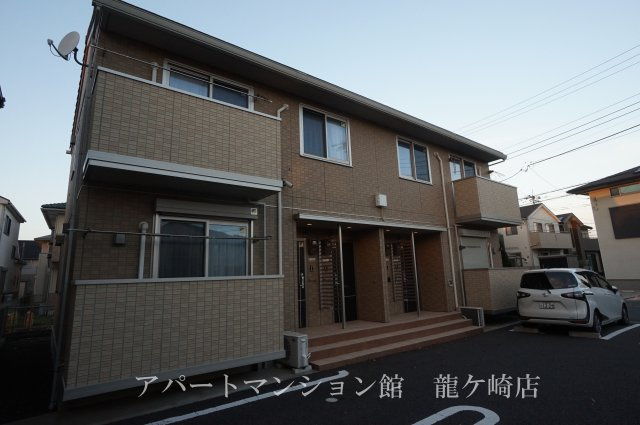 アムール岡崎Aの外観