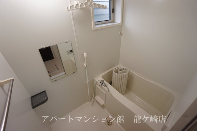 アムール岡崎Aの浴室