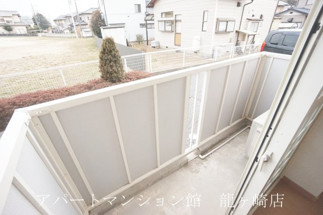 グリシーヌ・パレⅡC棟のバルコニー