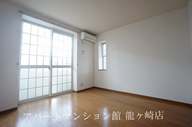 ボヌール・メゾンＢの居間・リビング