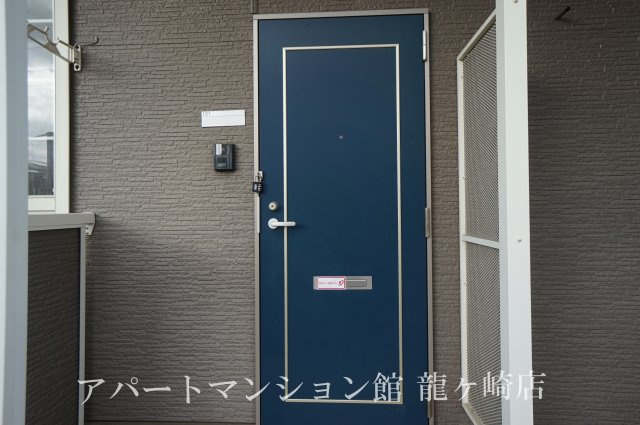 ボヌール・メゾンＢの玄関