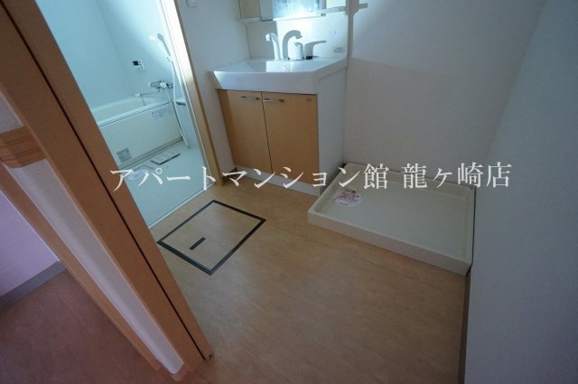 レジデンスヒルズノースコートの洗面所