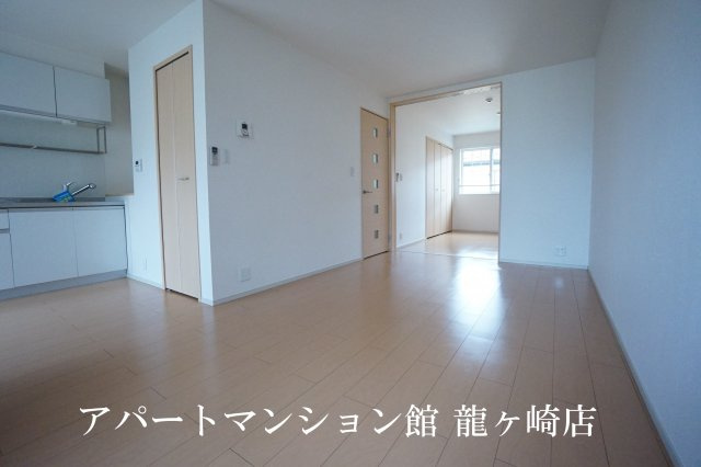 サニーヒルズコートの居間・リビング