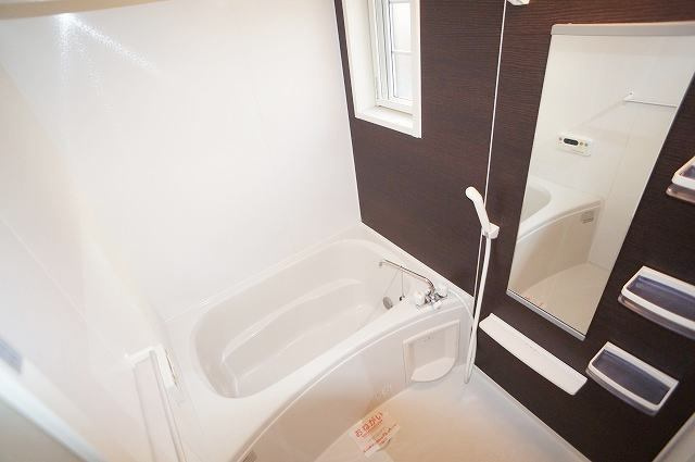 さくらヒルズ霞台参番館の浴室