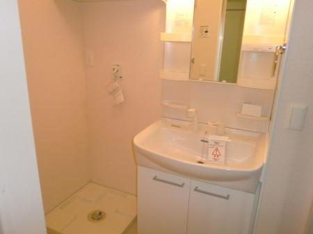 Axia(アクシア)Cの独立洗面台