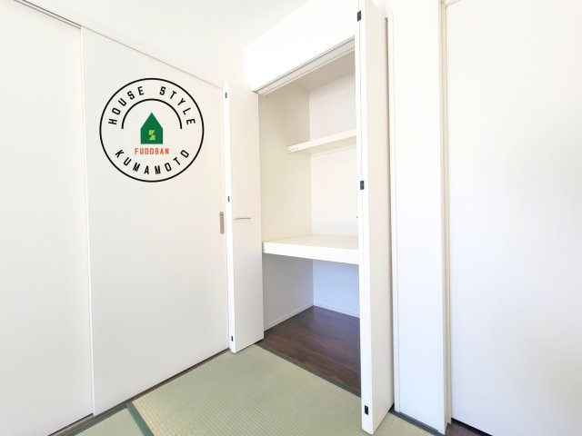 熊本市中央区帯山5丁目第1₋2棟(1号棟)の内観：施工例|収納には困りません。