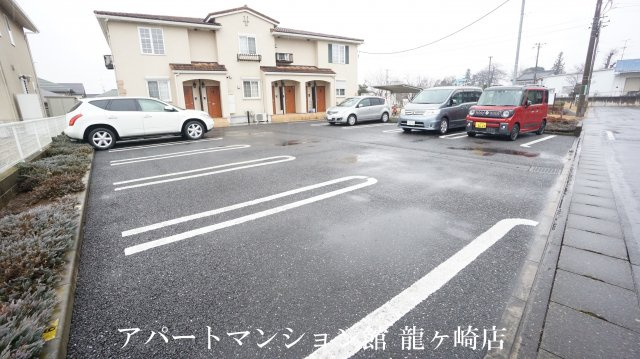 プロバンスの駐車場