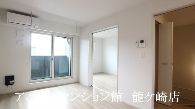 リリア・ヴィレⅠの居間・リビング