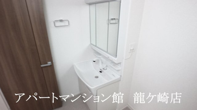 【独立洗面台】 | プルーム・ヴィレⅠ