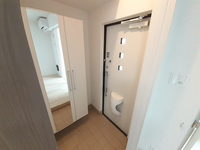 スカイタウンアミⅡの玄関