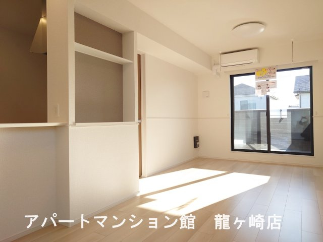 シェノンⅢの居間・リビング