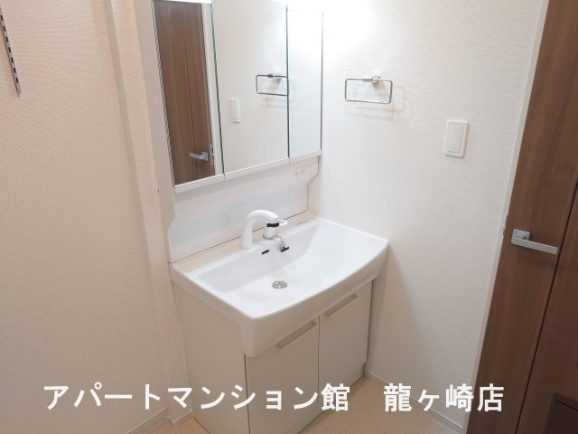 シェノンⅢの独立洗面台