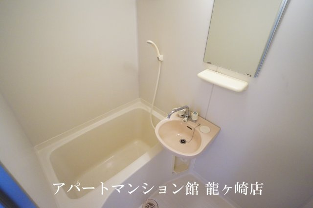 セジュール久津見の洗面所