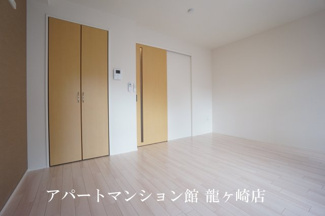 【寝室】 | Front du lac