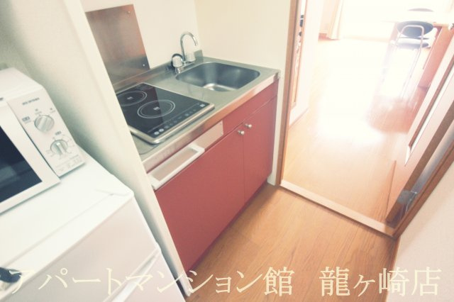 レオパレス山久のキッチン