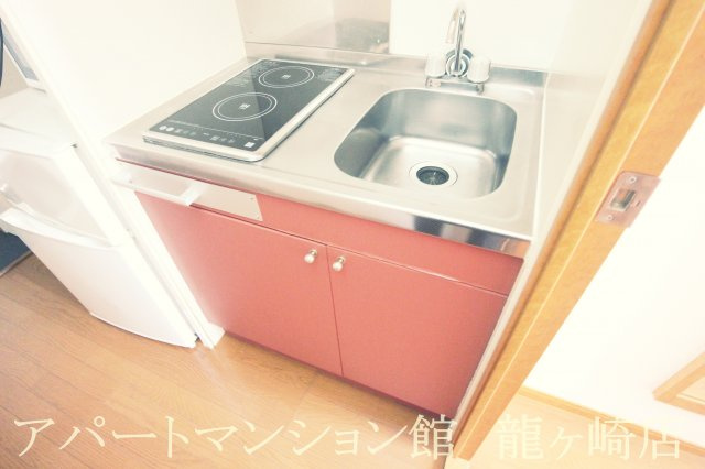 レオパレス山久のキッチン