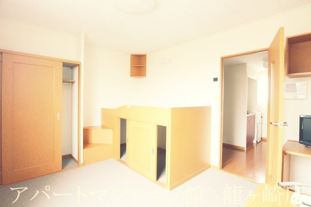 レオパレスエスポワールUの寝室