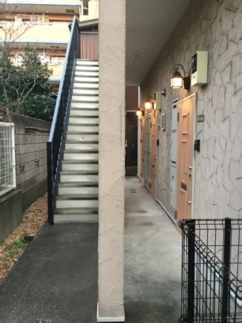フェリーチェ生麦イーストのその他共用部分|1階共用部・共用階段　※現況優先