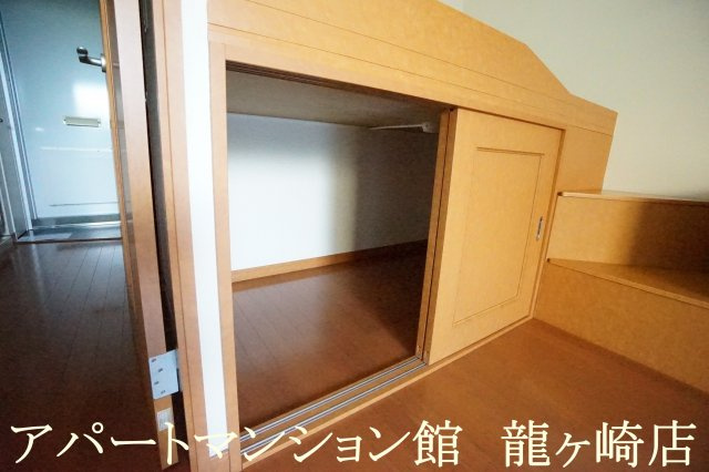 レオパレス慶の収納