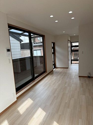 【居間・リビング】 | 山科区小山北林町　中古戸建