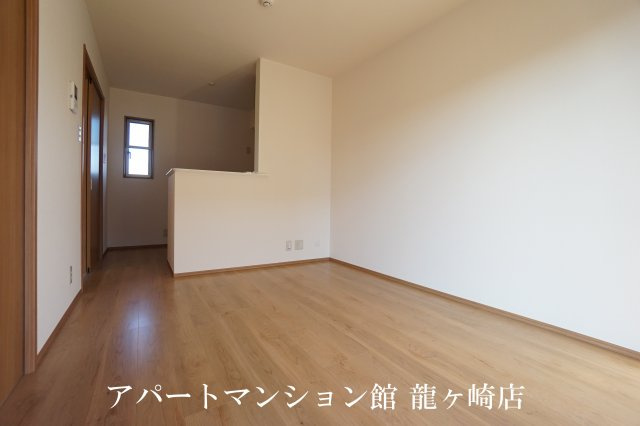 LiverteⅡ（リベルテ）の居間・リビング