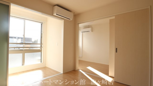 ポルトボヌールの居間・リビング