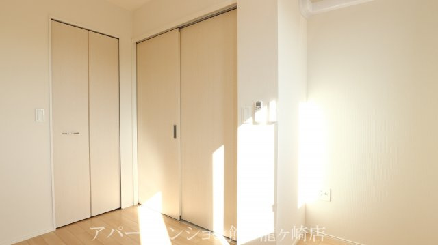 ポルトボヌールの洋室